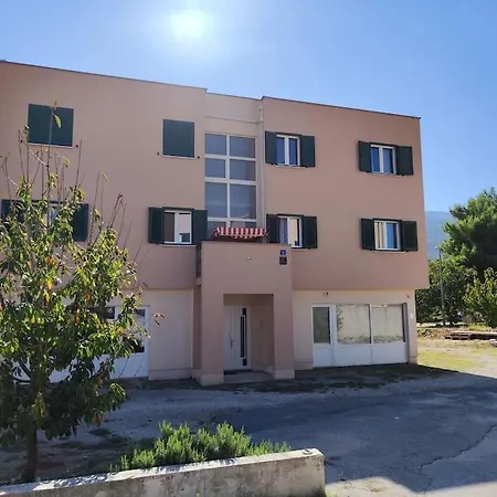 Apartment Dugo Polje Apartman Dugopolje