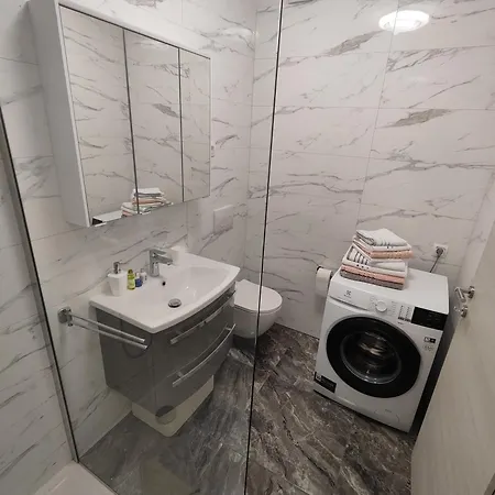 Dugo Polje Apartman * Dugopolje