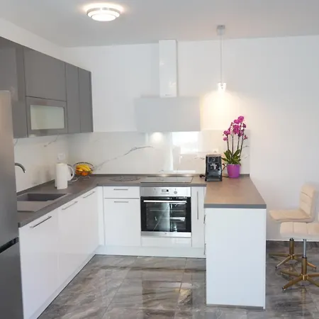 Apartment Dugo Polje Apartman